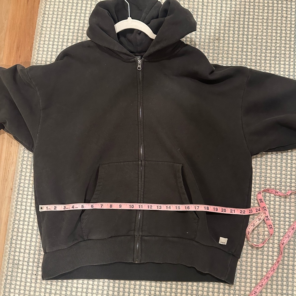 Vuori Restore Full Zip Hoodie (Black (Washed), XL) - Picture 7 of 10